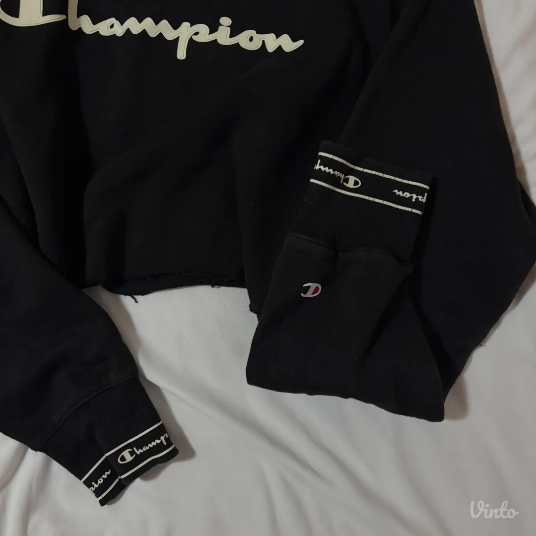 Champion cropped duks