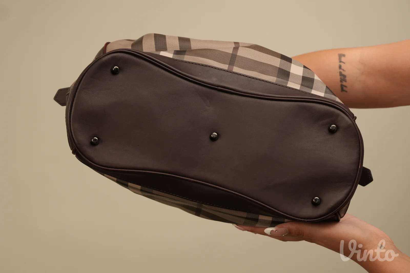 Burberry Medium Walden Belted Hobo luksuzna torba