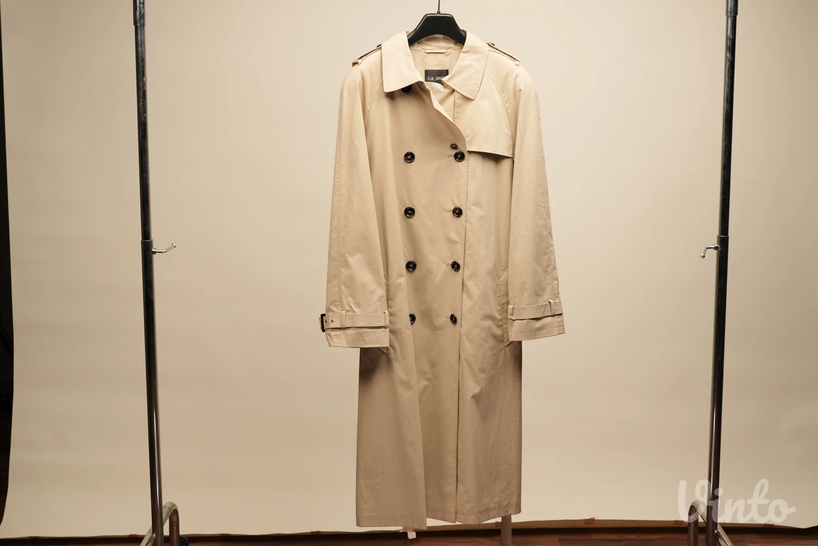 Gil Bret Trenchcoat L veličina
