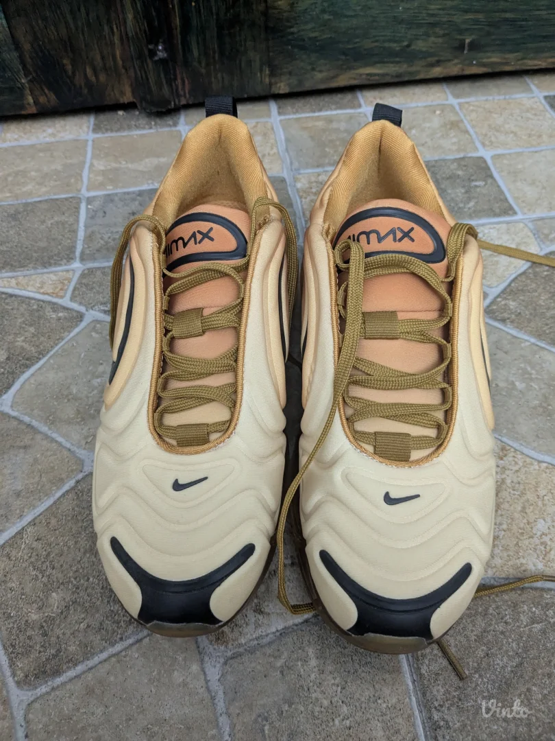Nike Air Max 720