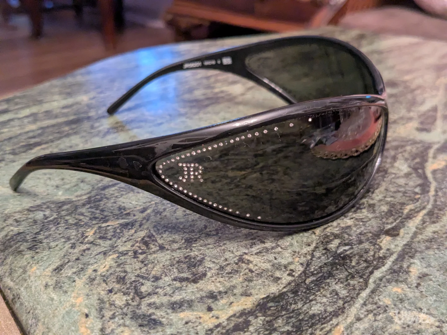 John Richmond suncane naocare BRUTALNE