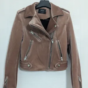 Bershka rokerica od plisa