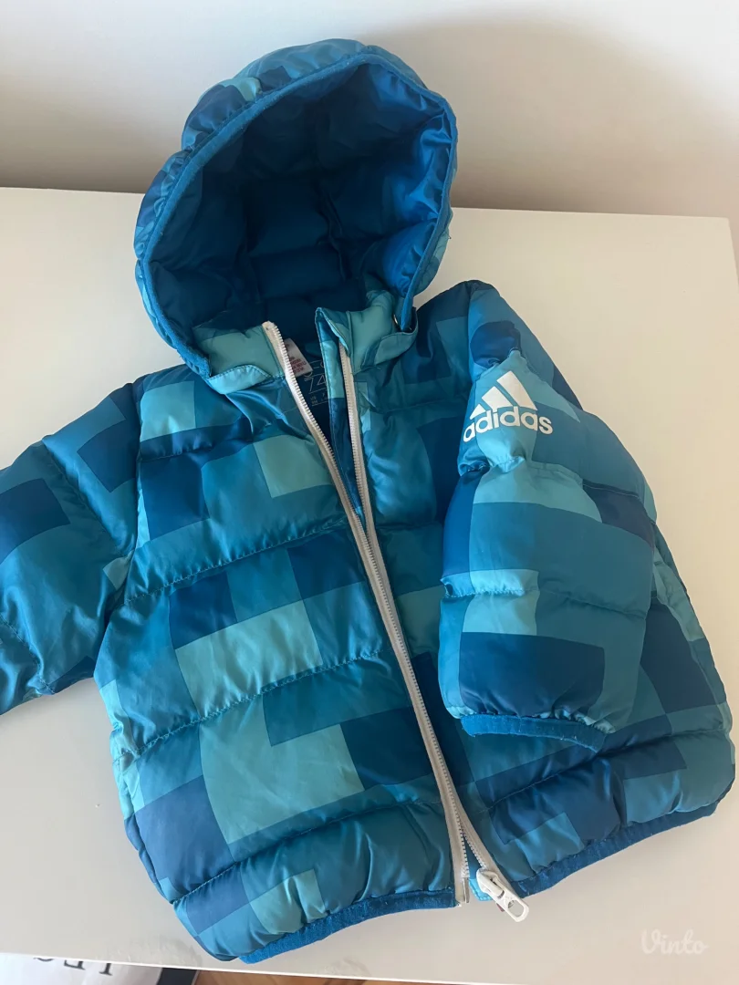 Adidas jakna za bebe