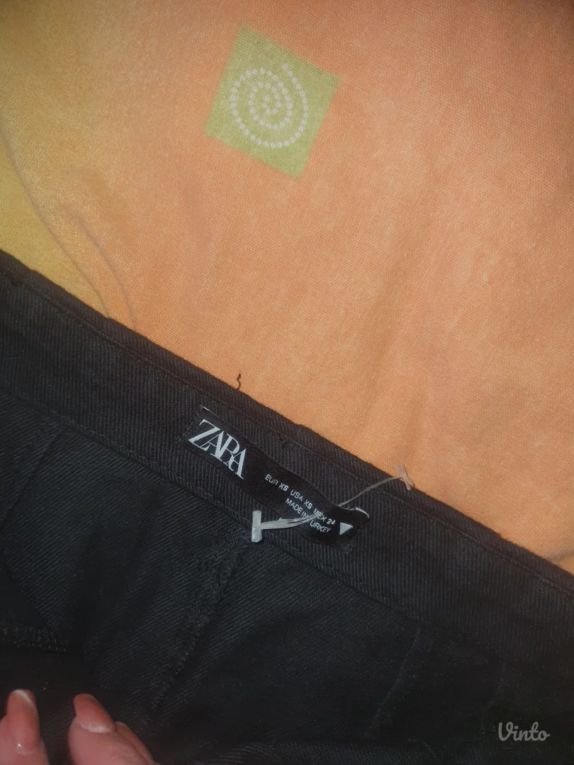 Zara suknja