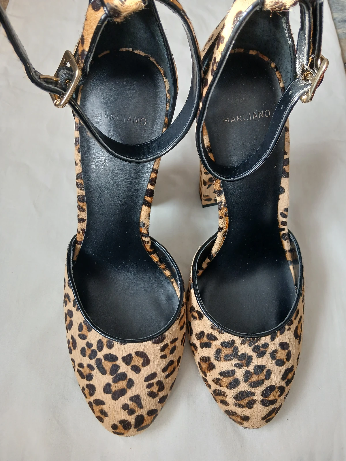 Salonke Marciano by Guess