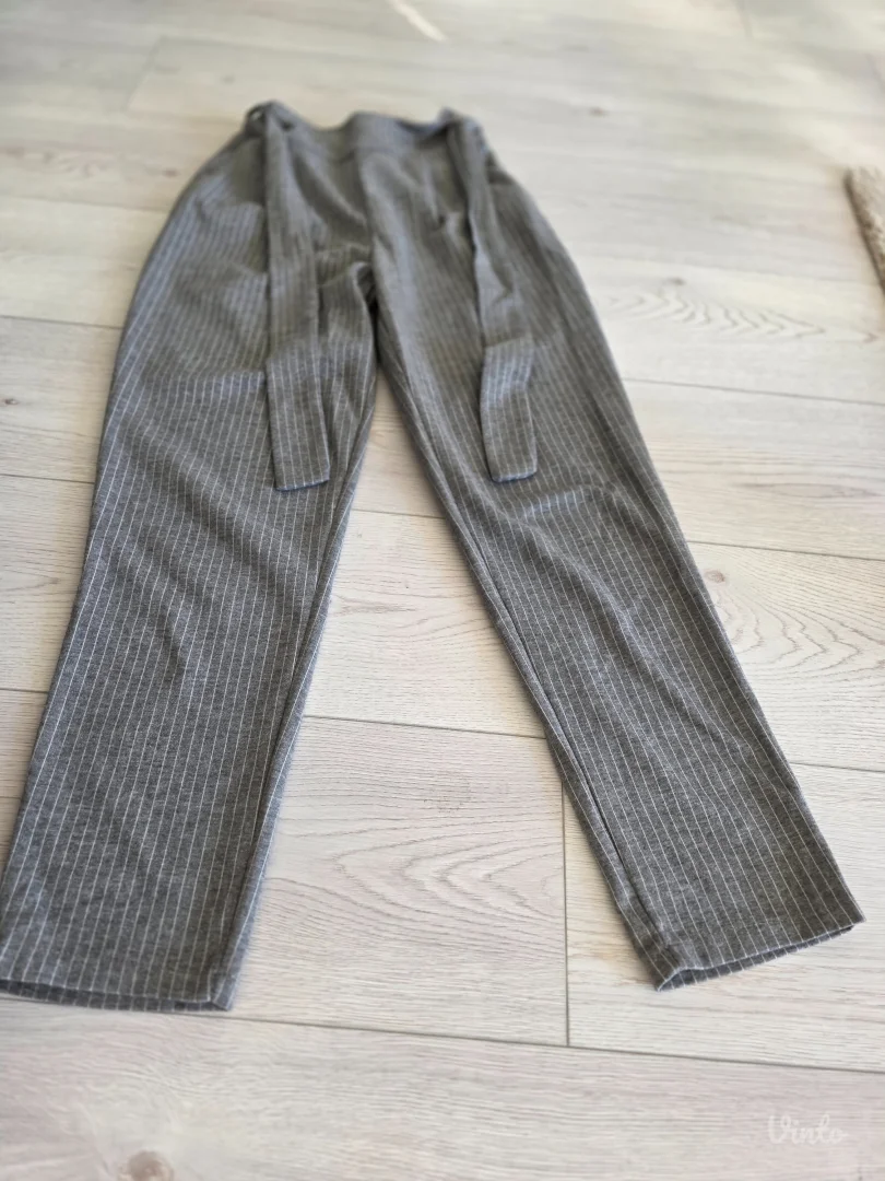Pantalone,lagani stof