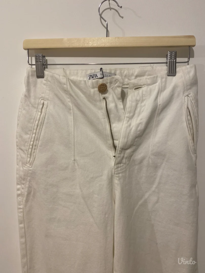 Zara farmerke sa etiketom