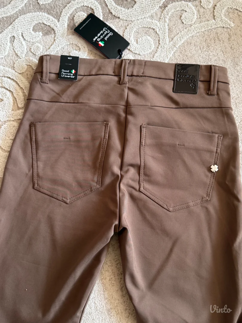 Nove italijanske pantalone sa etiketom