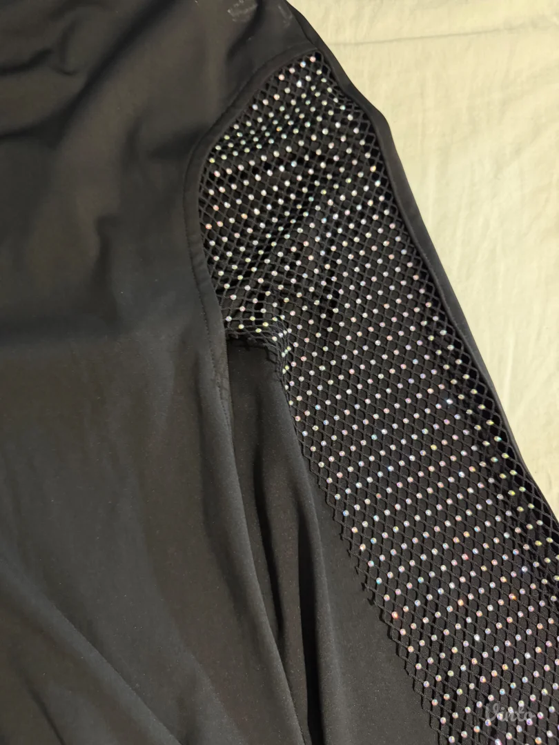 Bershka haljina eleganta