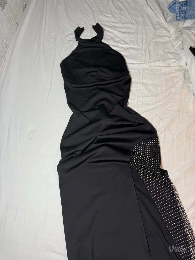 Bershka haljina eleganta