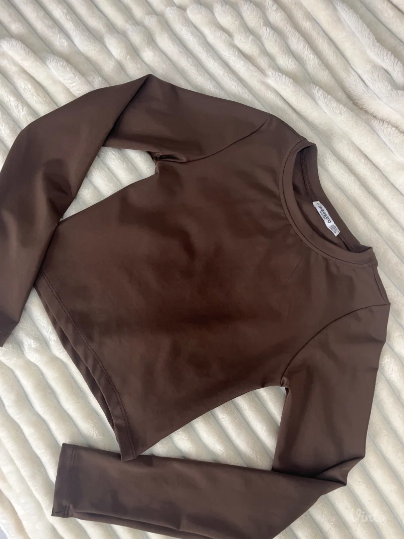 Krop top majica na dugi rukav