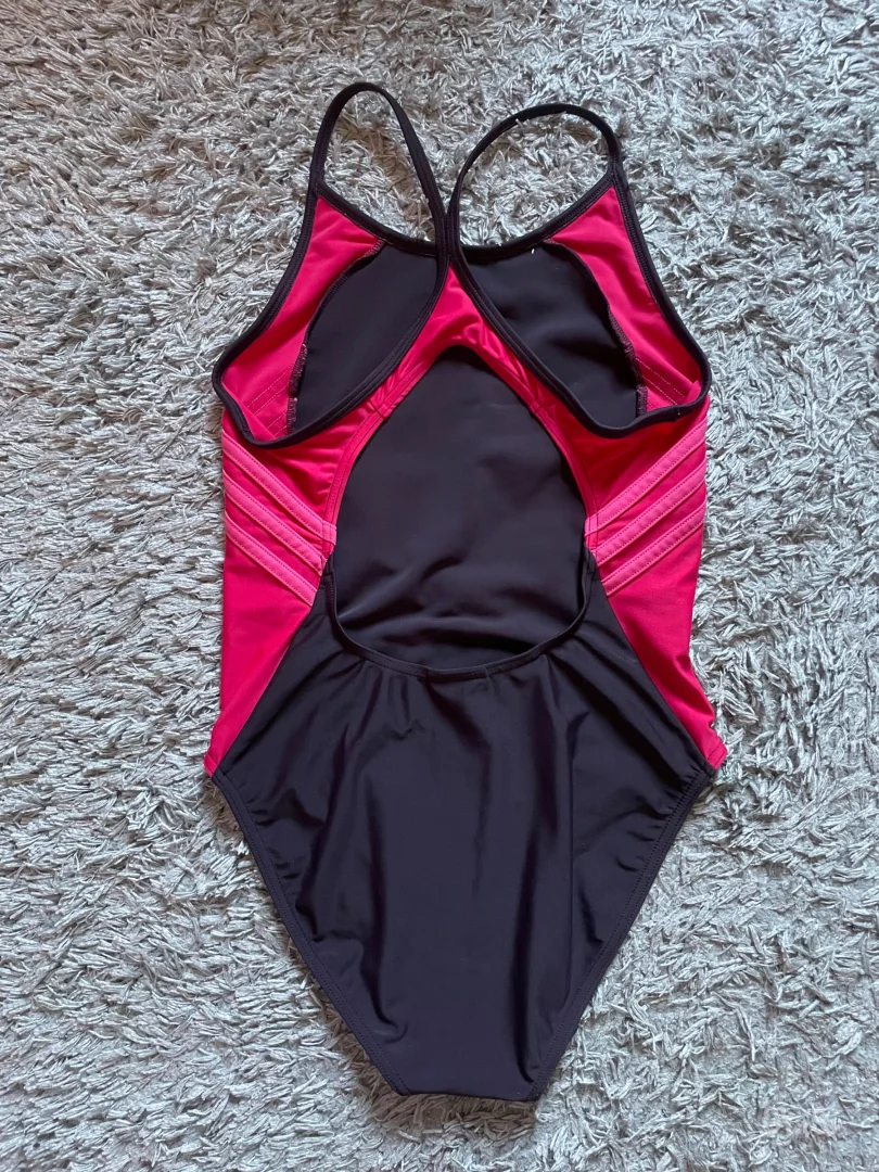Adidas kupaći kostim XS-S vel