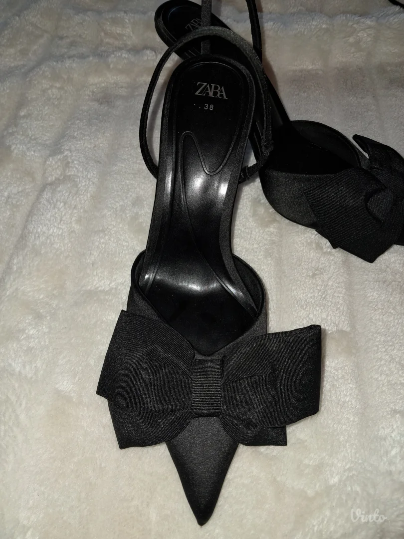 Zara NOVE viralne štikle, 38