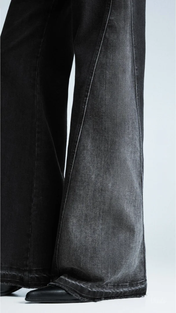 Bershka - Tamne zvonaste farmerke