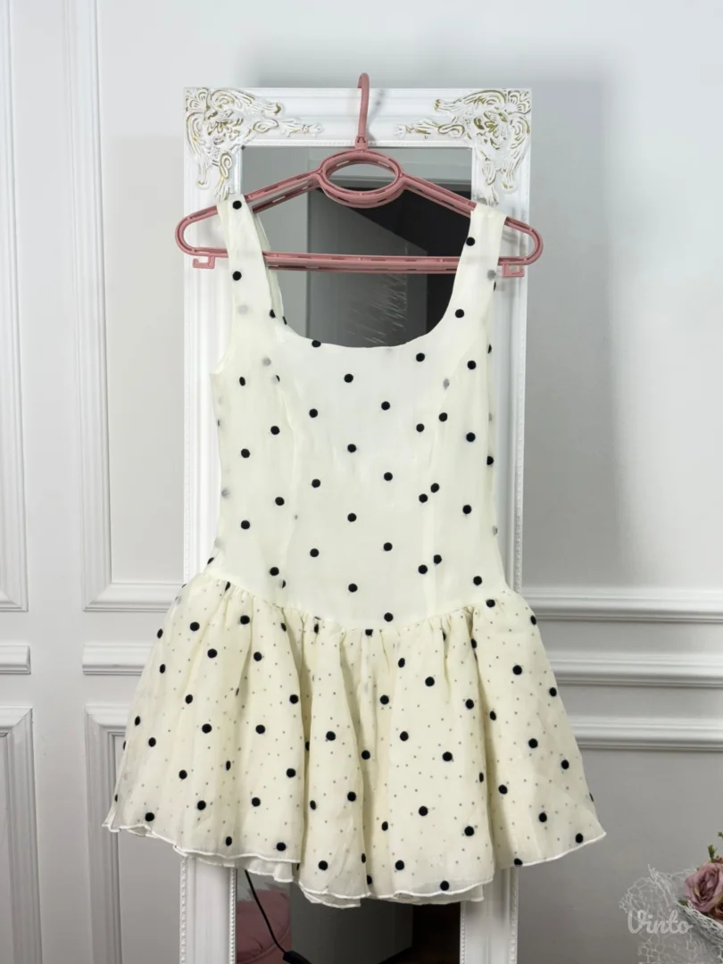 Mew Mews - Bela mini haljina sa tufnama