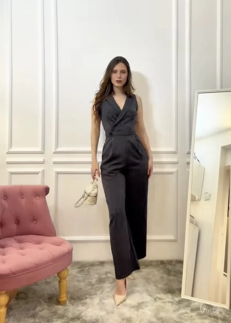 Retro Stage - Sivi kombinezon na pruge