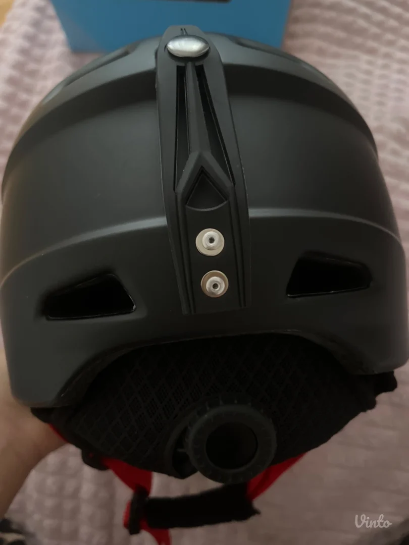 mc kinley ski kaciga