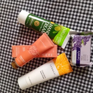 Set 3kreme za ruke i sapun