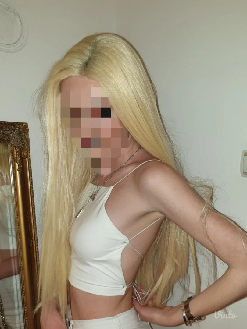 Plava sintetička duga perika