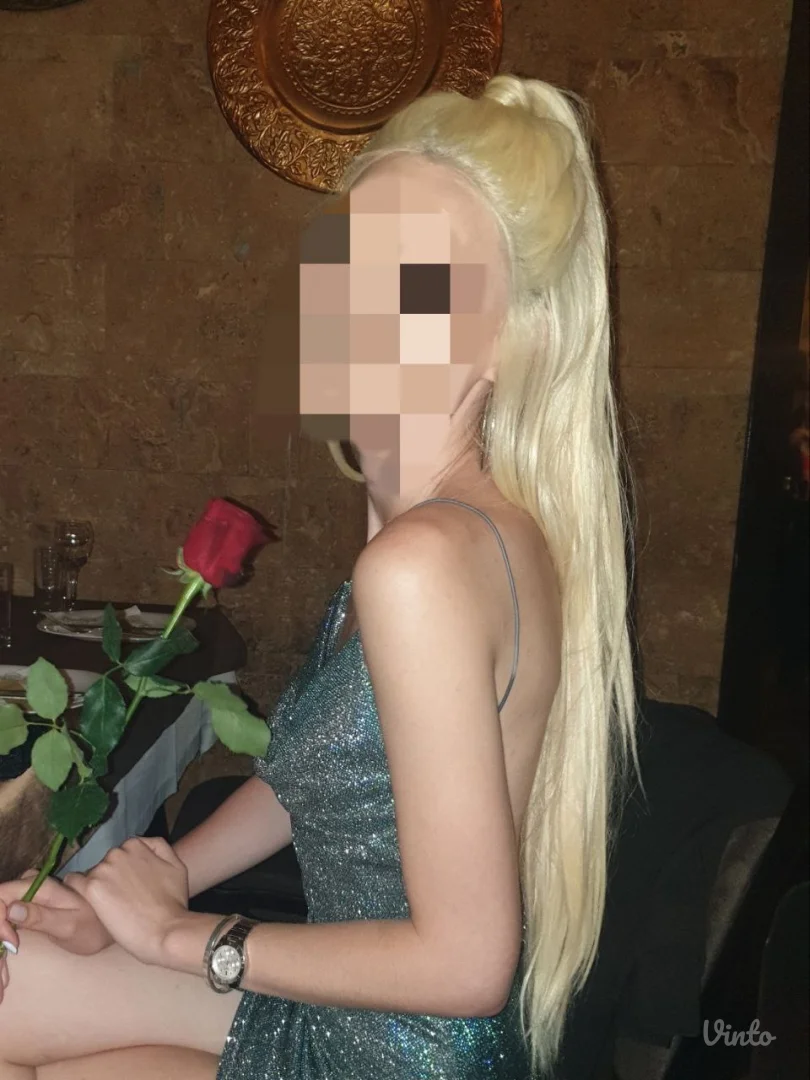 Plava sintetička duga perika