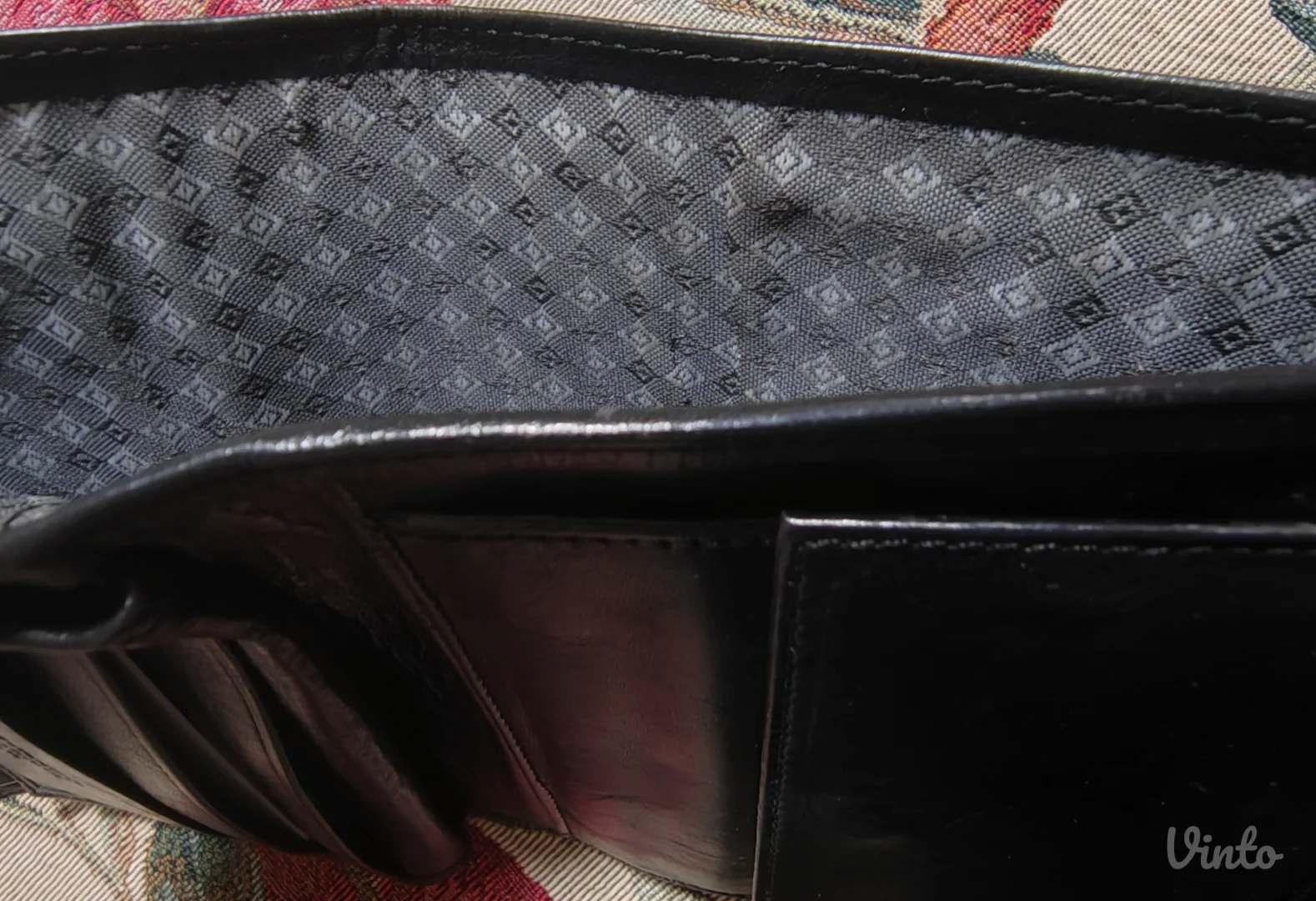 Manual kozni novčanik