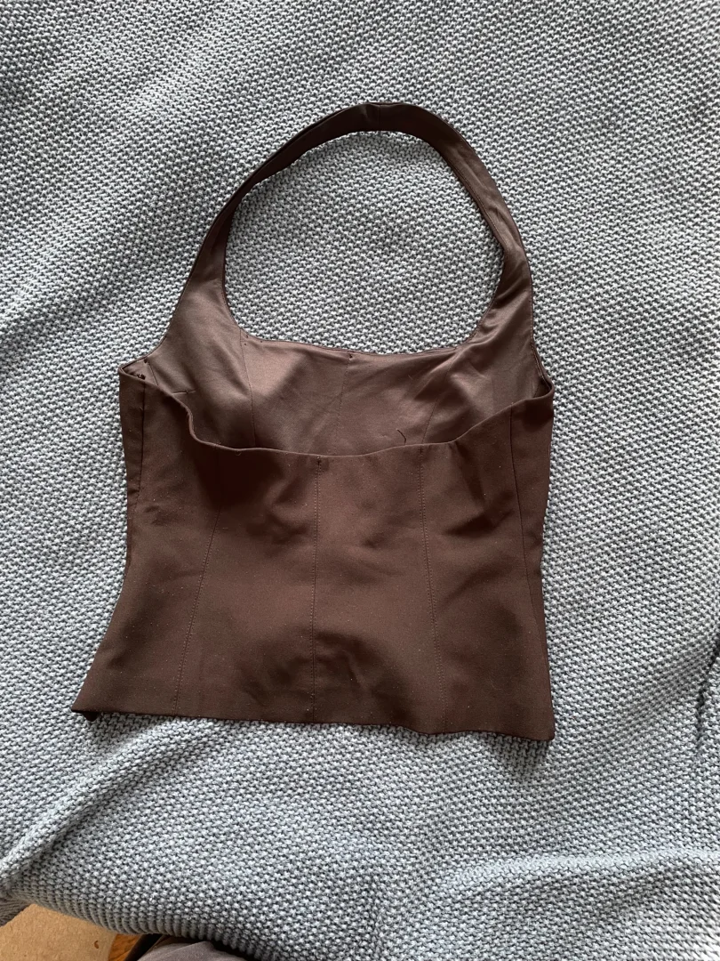 Zara elegantna crna majica