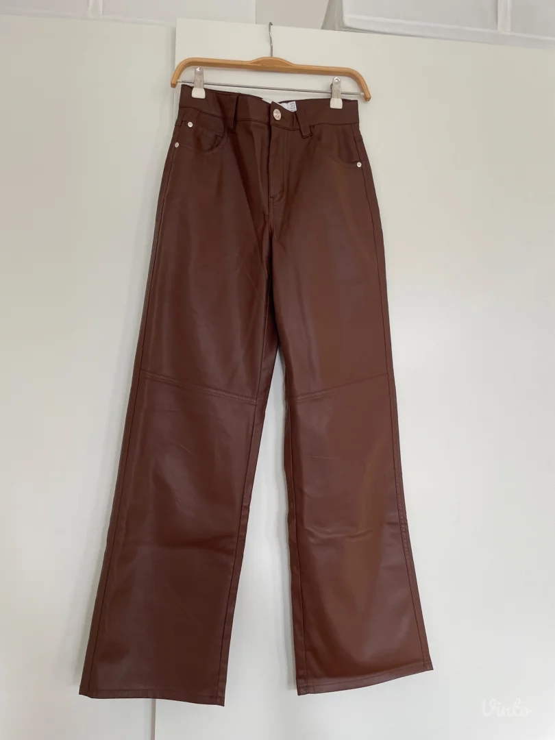 Bershka kožne braon pantalone