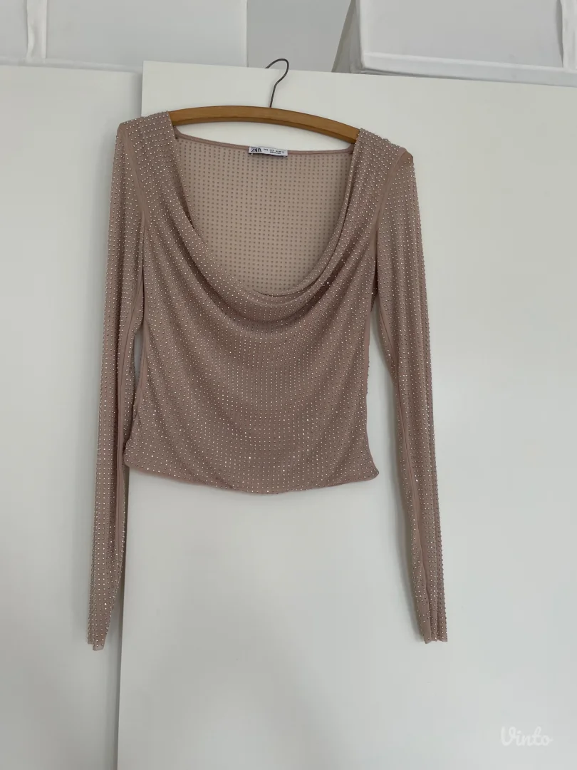 Zara-elegantna majica sa cirkonima