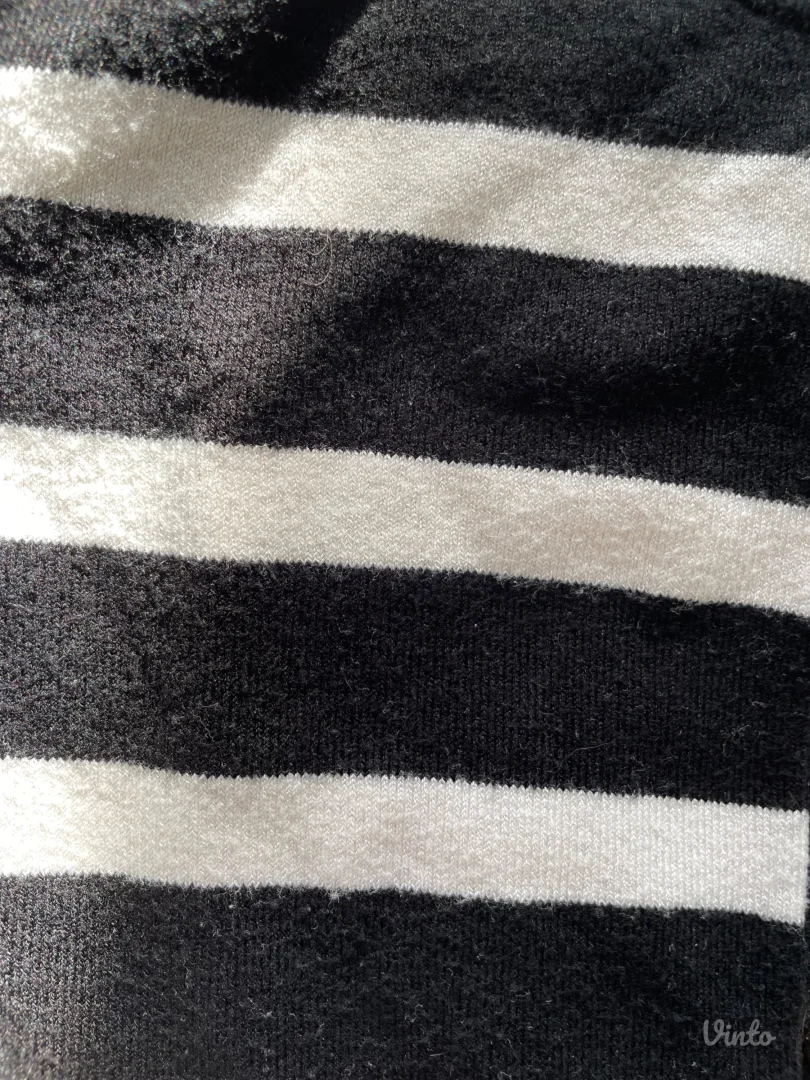 Zara prugasti džemper