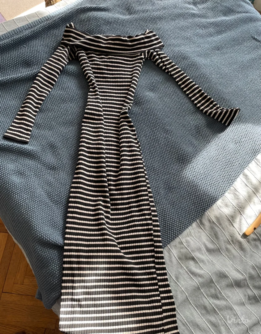 Bershka uska prugasta haljina