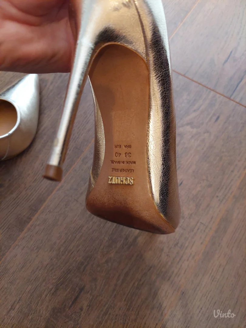 Schutz zlatne salonke