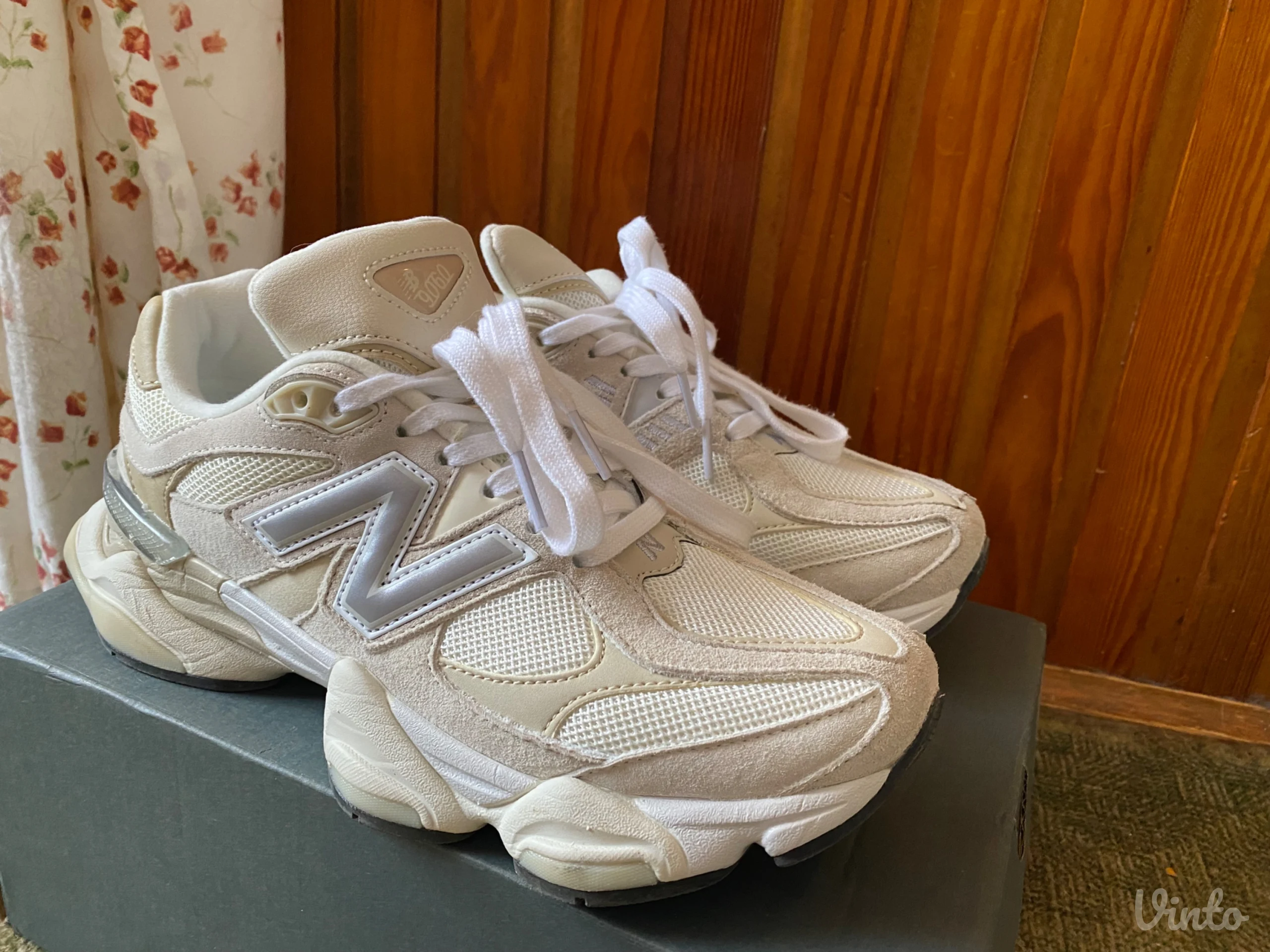 New Balance 9060 ORIGINAL BROJ 40